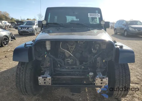 2016 Jeep Wrangler Unlimited Sahara из США, поврежденный, VIN 1C4BJWEG5GL133070